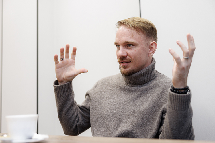    Вячеслав Лавров, основатель фабрики Div-one: «За 2024 год наша выручка по всем группам товаров — 211 миллионов рублей, рентабельность — около 10 процентов после уплаты всех налогов»