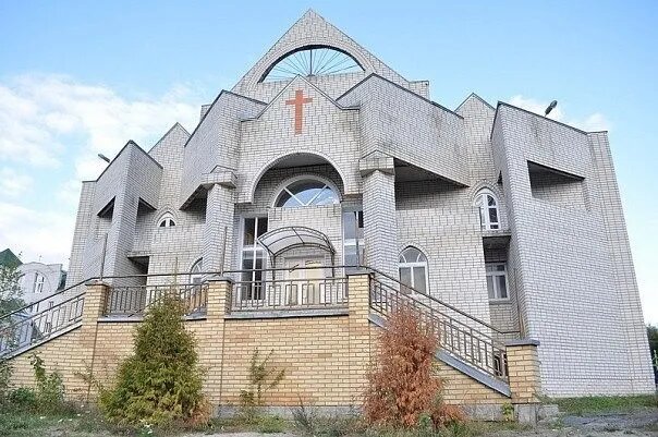 Любимая моя ЦЕРКОВЬ.  Здесь я приняла КРЕЩЕНИЕ в 2001г.  Церковь ПРЕОБРАЖЕНИЕ.  