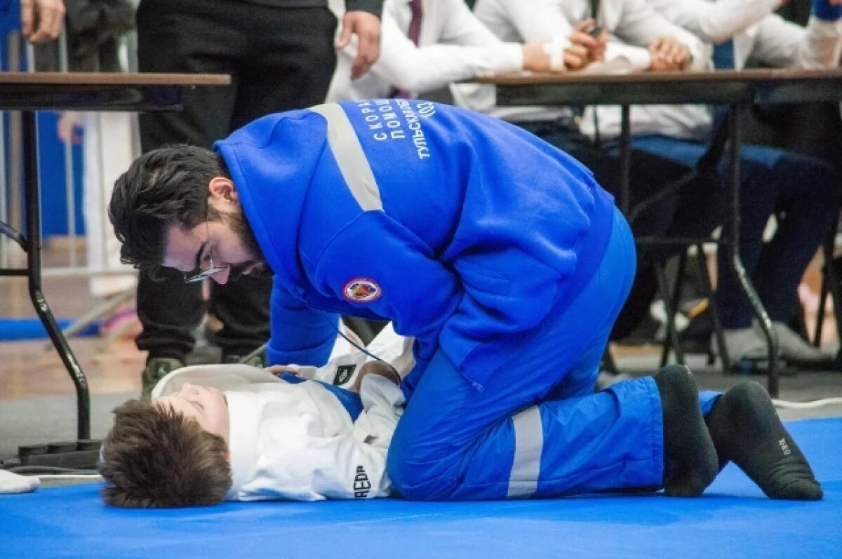    Спортсмены из Ноябрьска завоевали 12 медалей на турнире по джиу-джитсу