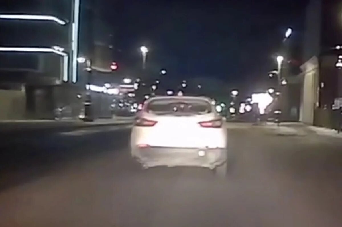    В Перми полиция смогла остановить пьяного водителя выстрелами по колёсам