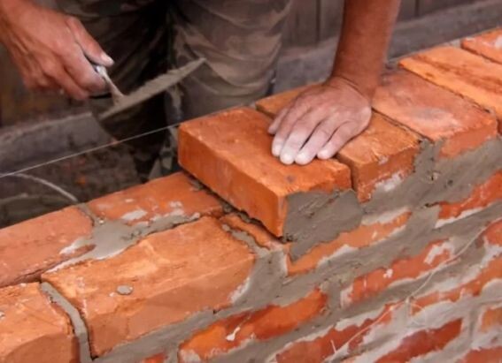 Кладка стены в один кирпич (25 см)