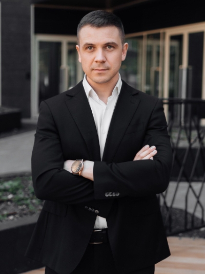 Сергей Москвин. Основатель и генеральный директор компании New Cleaning. Эксперт в области клининговых услуг и франчайзинга с опытом ведения бизнеса более 8 лет.