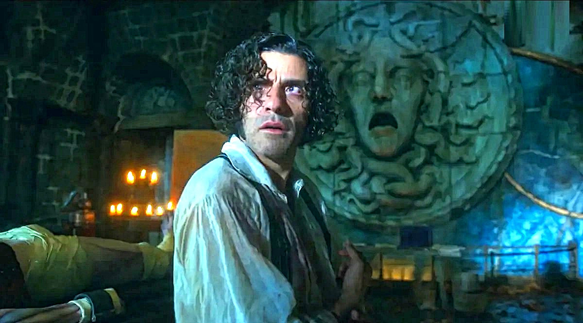 А ведь говорили Виктору Леопольдовичу Франкештейну: иди в пластические хирурги! И заработки там выше, и недовольные пациенты не такие опасные.