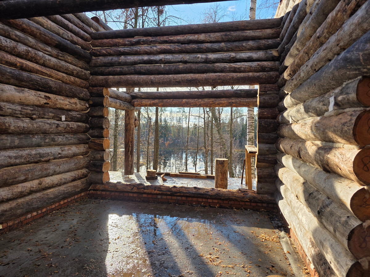Окна и двери можно ставить сразу - стены не «поедут».