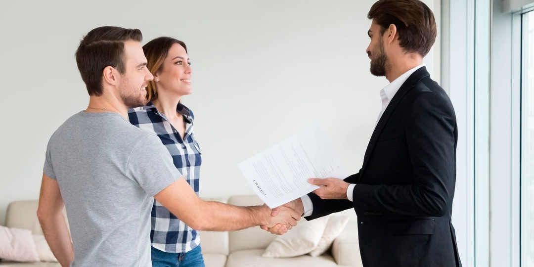 Услуги риелторов в Москве могут существенно подорожать уже с января 2026-го