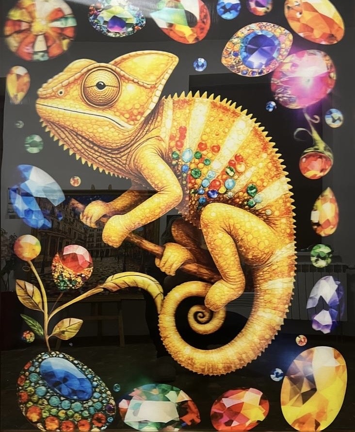 Хамелеон 3D Александра Метёлкина выглядит как ассамбляж из драгоценных камней