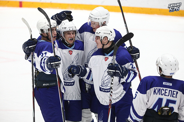 Тверские хоккеисты неожиданно победили