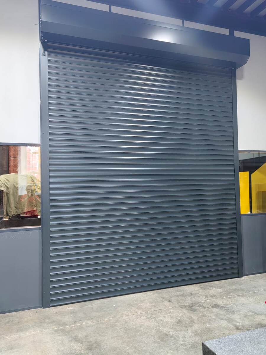 Роллетные ворота для производства