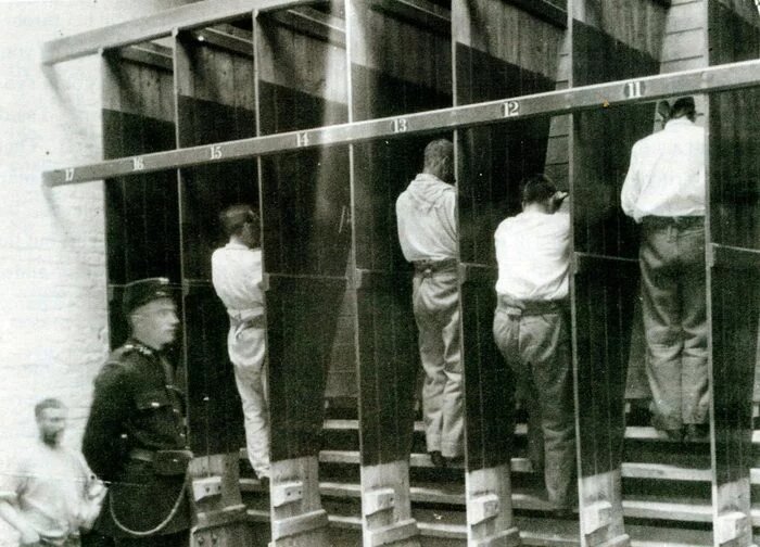 Фитнес строгого режима. Как машина для пыток превратилась в тренажёр, который стоит в каждом спортзале