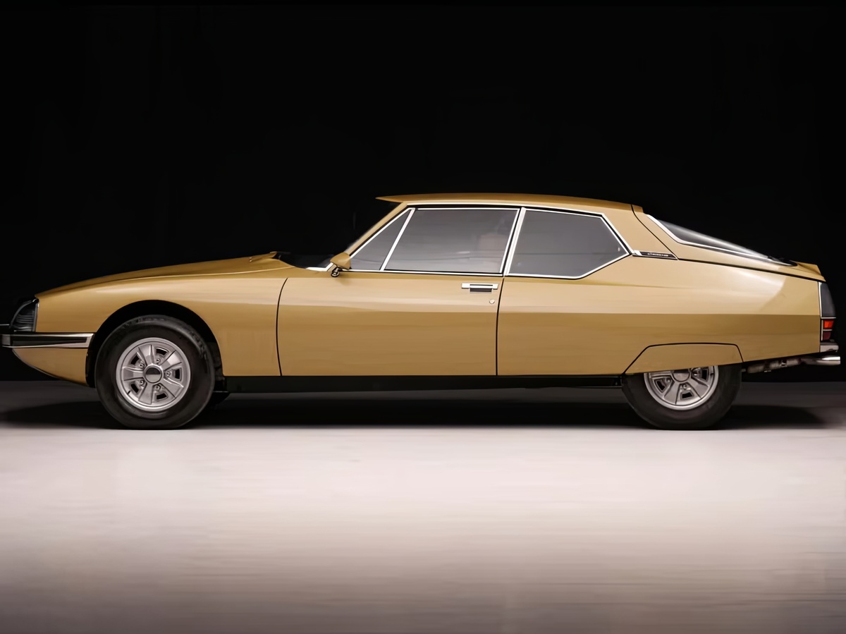 ©Bring a Trailer ©Citroën 