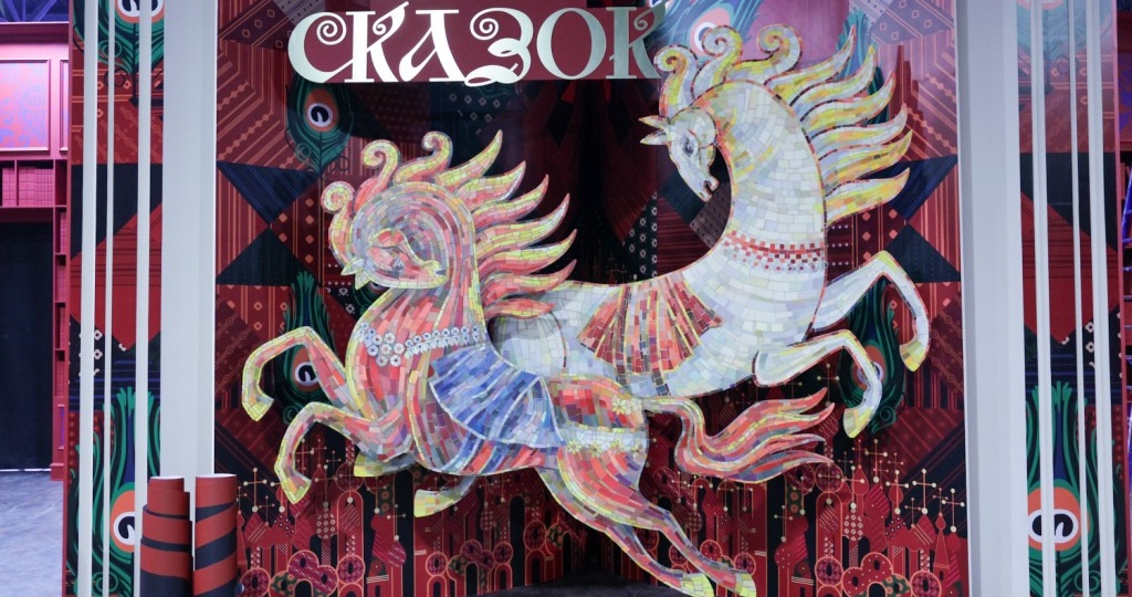 Истории о Семеновых. С Книгой сказок в новый год