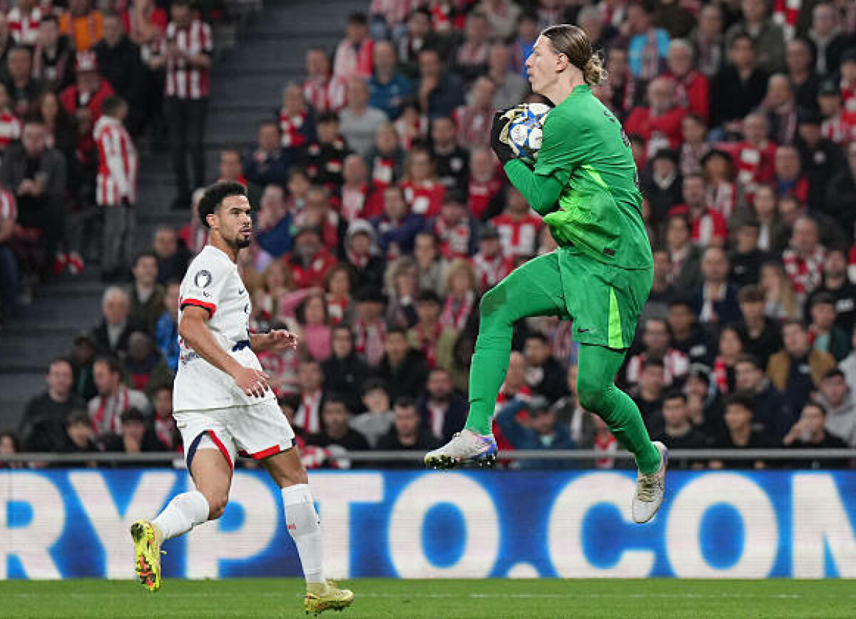     Во Франции прокомментировали перфоманс Сафонова в матче против «Атлетика»