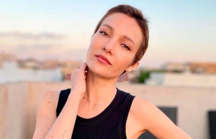 Евгения Брик сильно похудела из-за болезни.