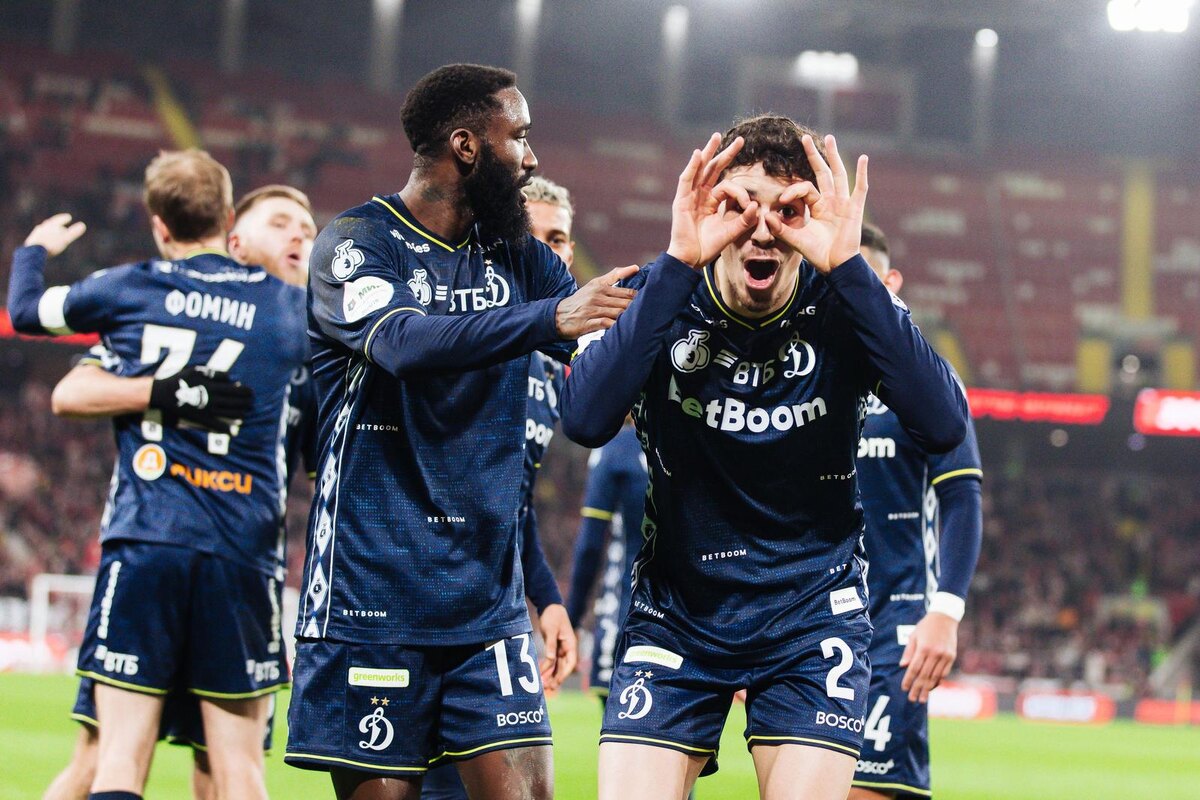 Николя Нгамалё и Николас Маричаль