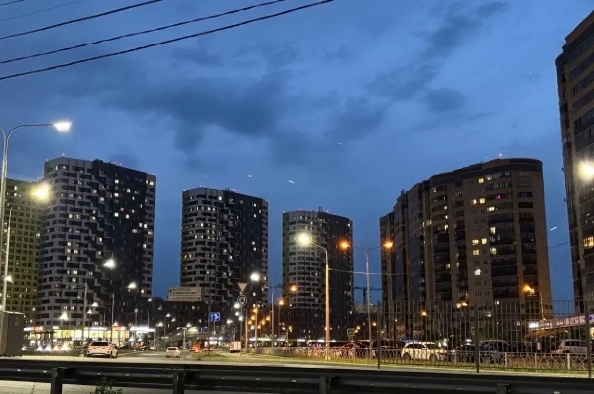    13 человек в ПВР.