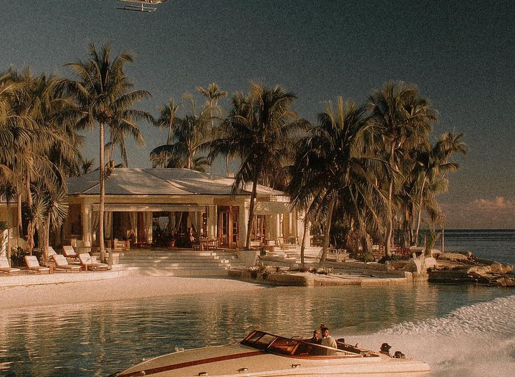 Зависть в современном мире: как мы теряем себя, сравнивая свою жизнь с чужими иллюзиями