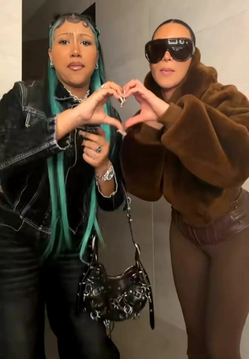 Норт и Ким📷
