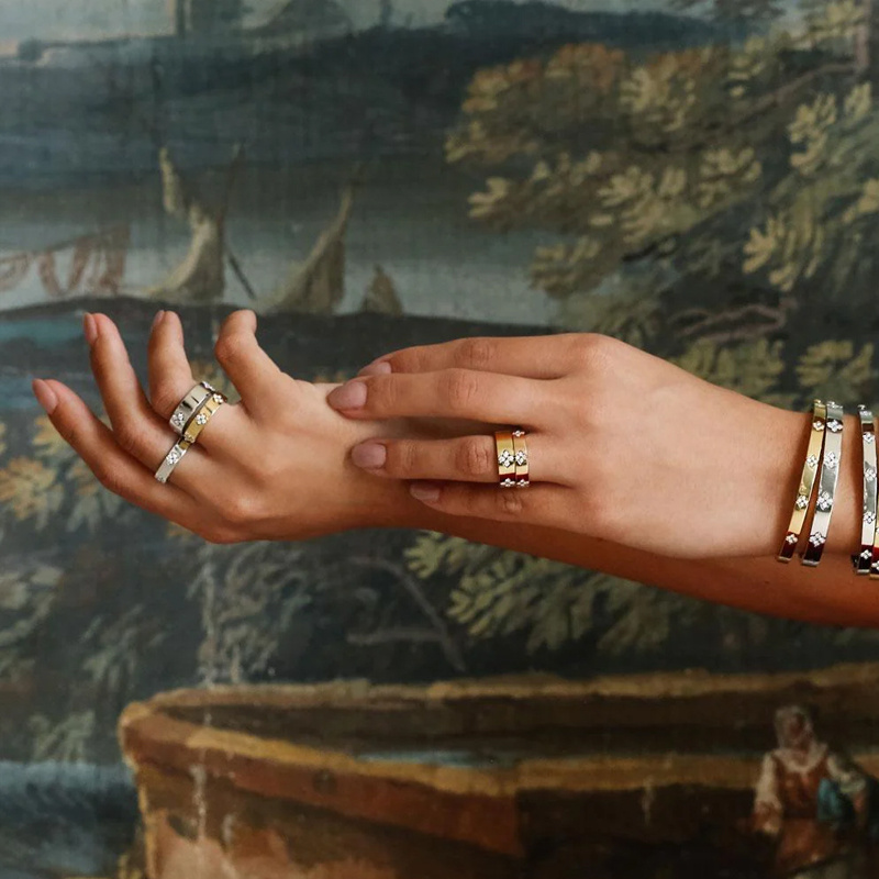 Кольца и браслеты Roberto Coin Love in Verona из белого, розового и желтого золота с бриллиантами