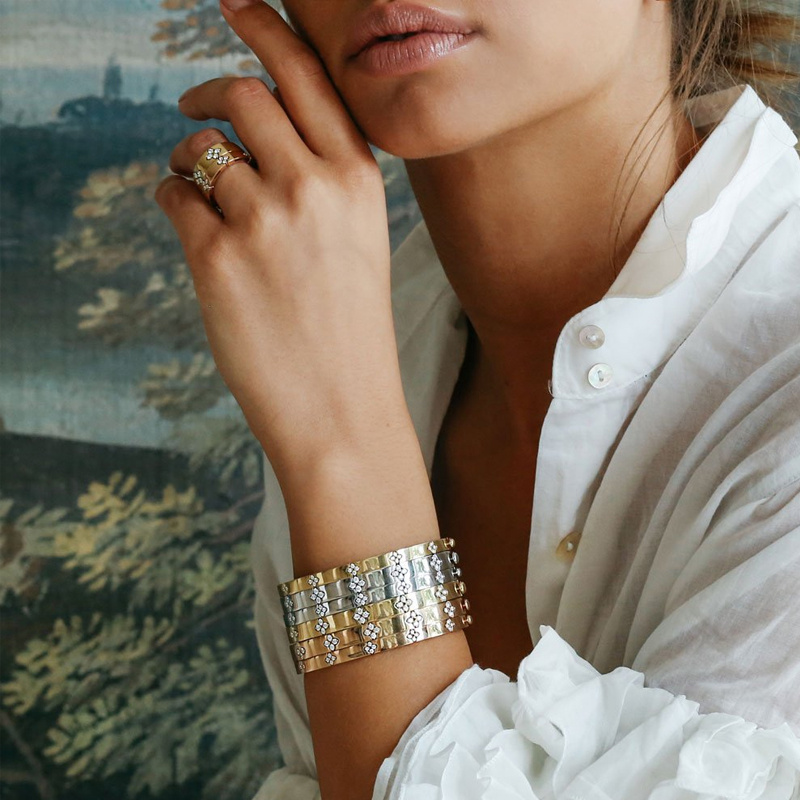 Кольца и браслеты Roberto Coin Love in Verona из белого, розового и желтого золота с бриллиантами