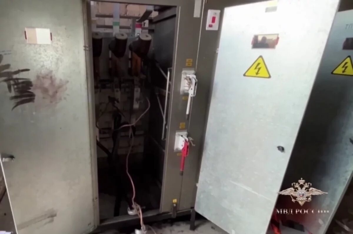    22-летний иркутянин оставил без света 17 домов и попал под статью о теракте