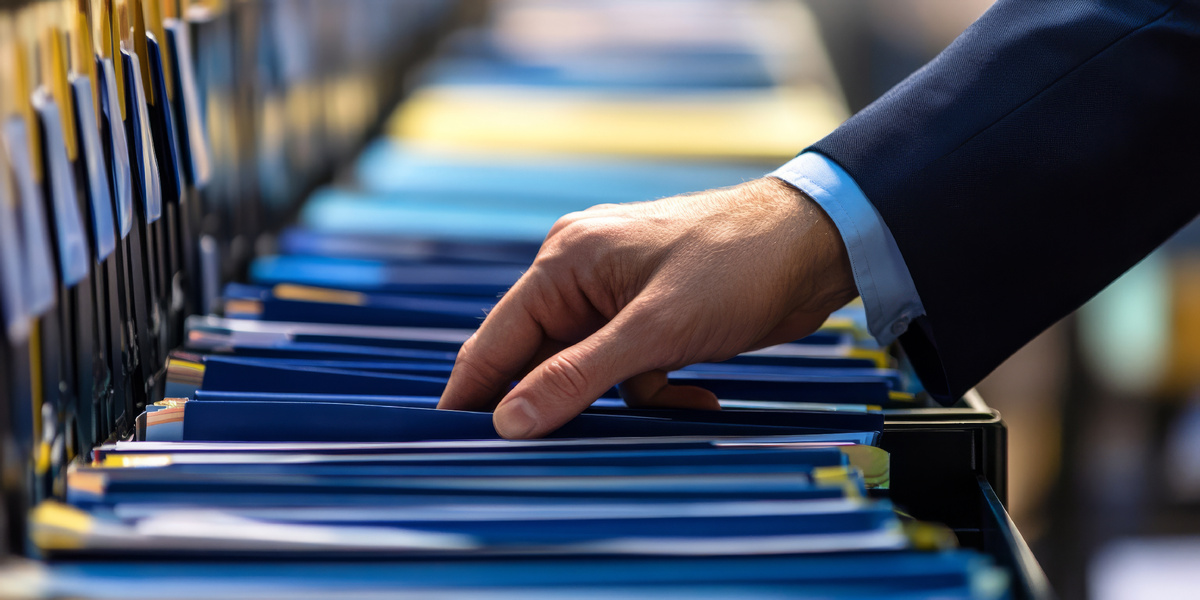 Кадровый резерв помогает компаниям заранее готовить сильных будущих руководителей, а системная оценка, развитие и обратная связь делают процесс прозрачным, мотивирующим и эффективным для сотрудников и бизнеса.