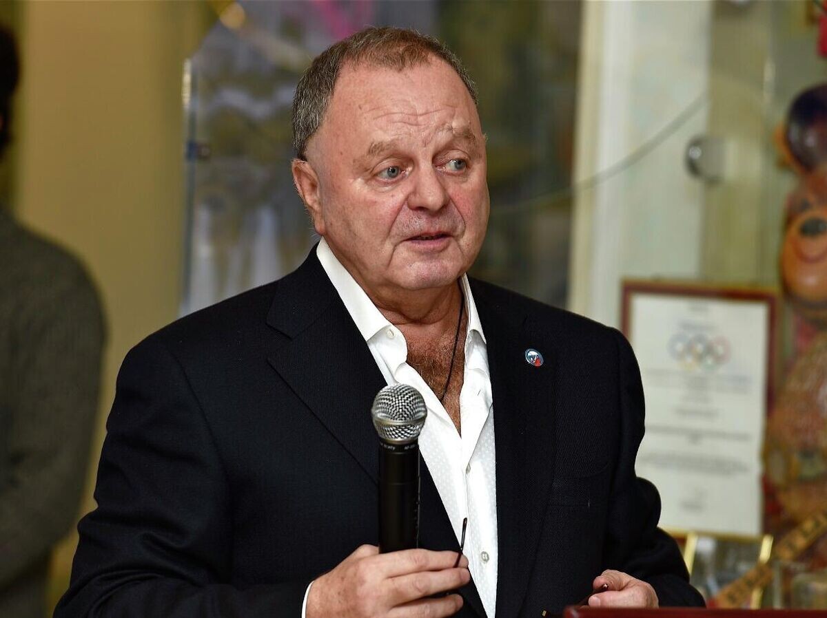    Президент федерации хоккея с мячом России Борис Скрынник | © официальный сайт федерации хоккея с мячом России