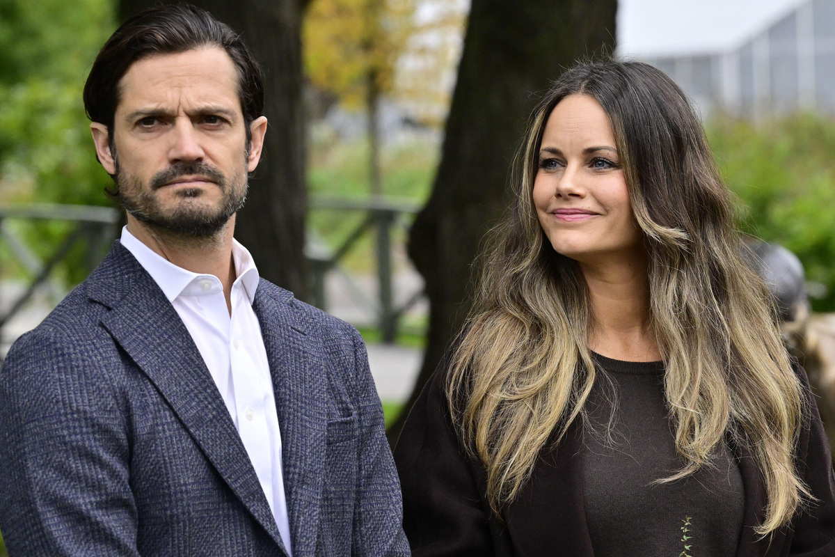     Скандал в королевской семье: принцессу Швеции Софию уличили в связях с Джеффри Эпштейном