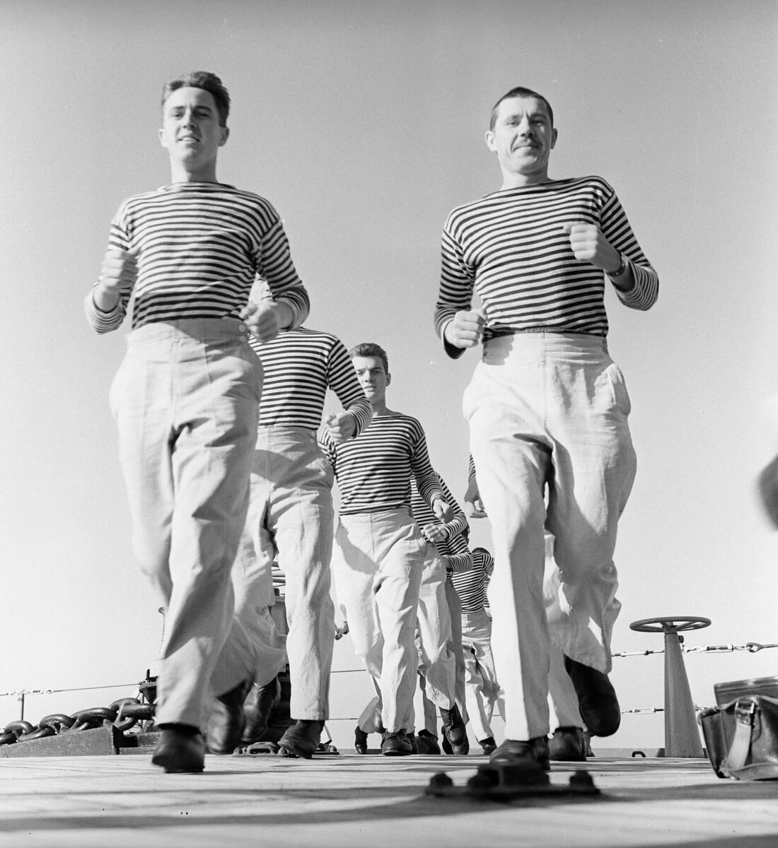 Матросы ВМФ СССР во время утреннего кросса | © РИА Новости / Юрий Сомов