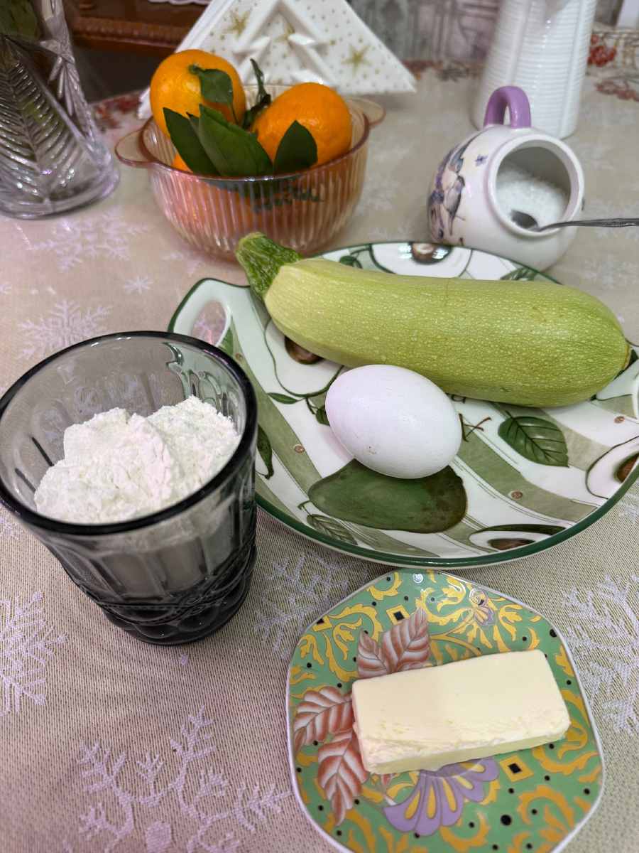 Приготовила продукты для вафель. Фото автора.