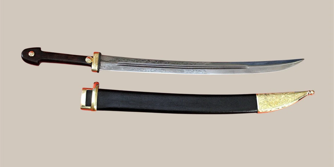 Кинжал «Бебут»: когда сталь говорила о власти — без слов