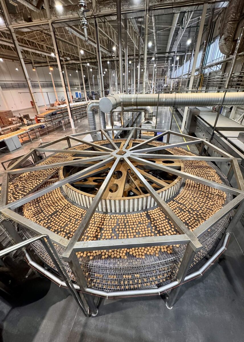 масштабы впечатляют, листайте карусель