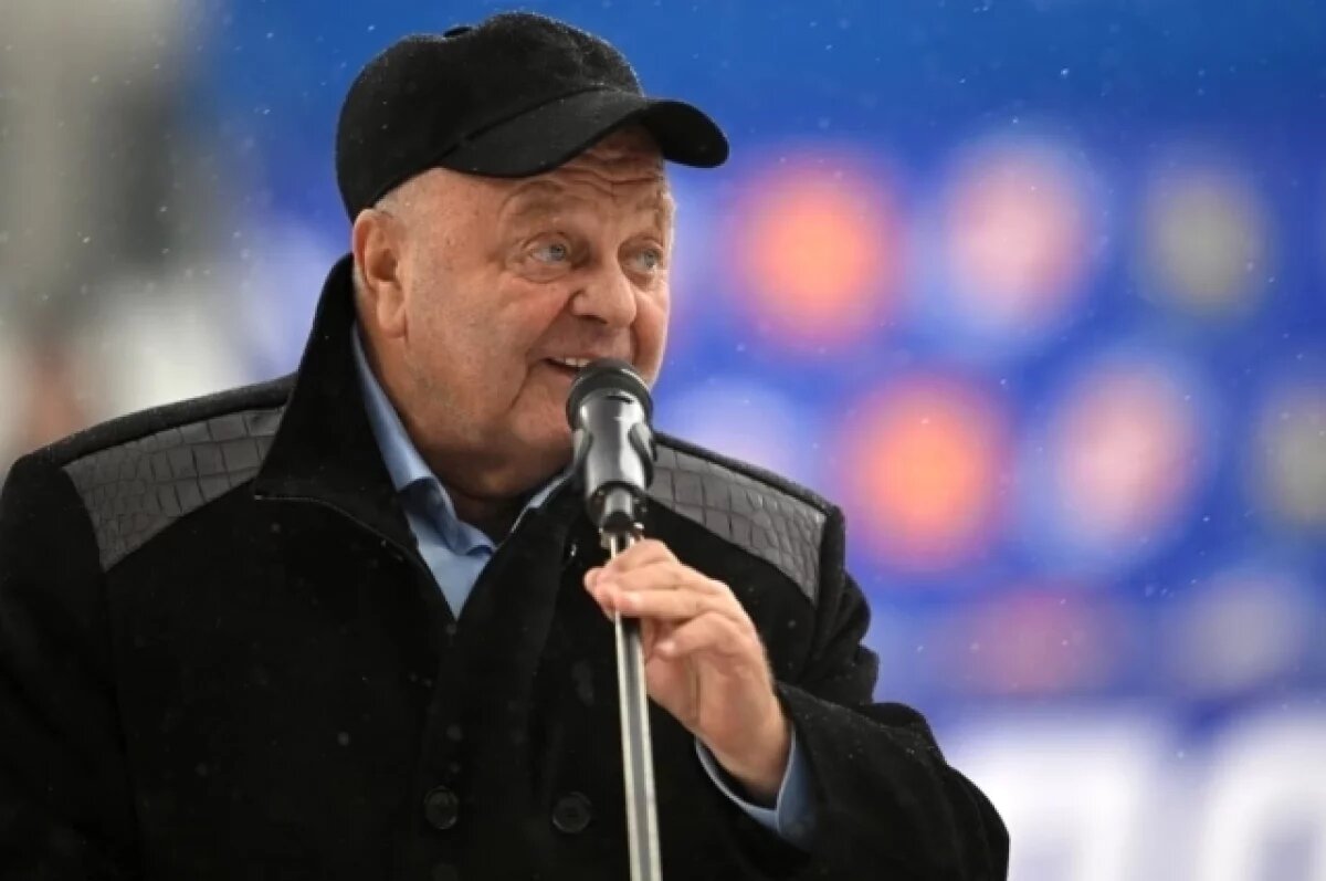    Скончался президент Федерации хоккея с мячом РФ Борис Скрынник