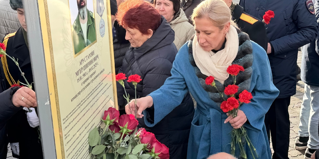 По инициативе единороссов Озёрска открыты стенды на Аллее Памяти