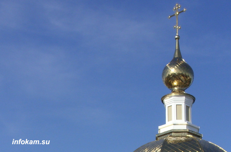    Камышин. Крест Никольского кафедрального собора