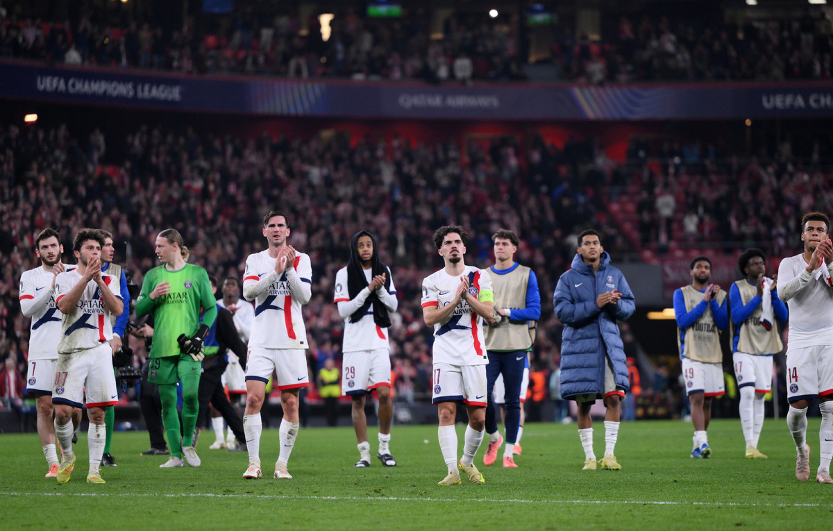    Футболисты ПСЖ  David Ramos/Getty Images