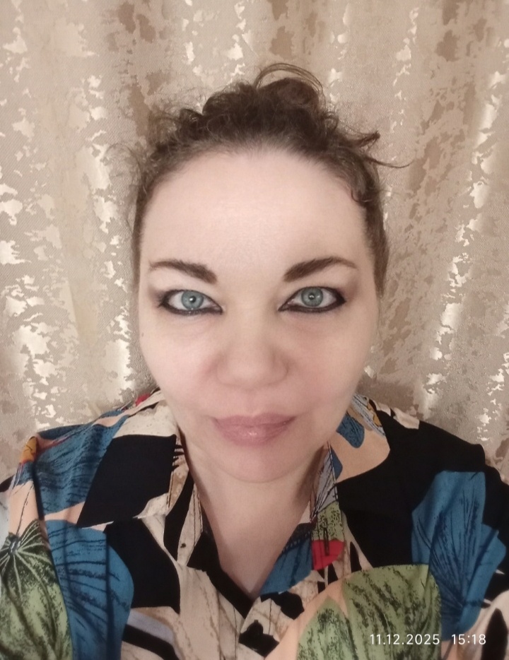 Причёску ещё сделаю.