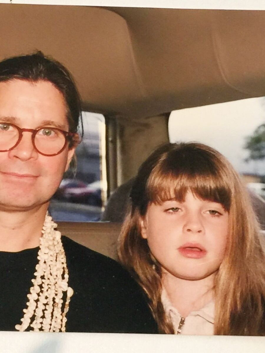    Келли с отцом Оззи Осборном. Источник: @kellyosbourne*