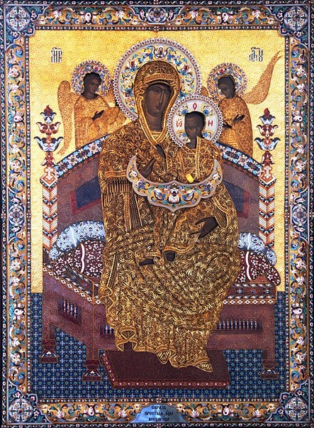 В качестве иллюстрации икона Богородицы Всецарица (фото взято с сайта Новоспасского мужского монастыря. Оригинал по ссылке: https://xn----7sbbf5agftchdbghyfcaiu3qxa.xn--p1ai/svyatyni-monastyrya/chudotvornaya-ikona-bozhiej-materi-imenuemaya-vsecarica-pantanassa/)