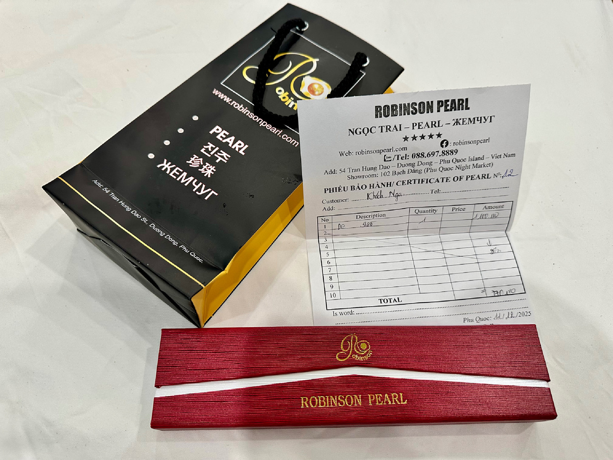 Подарок предновогодний из жемчуга на острове Фукуок.