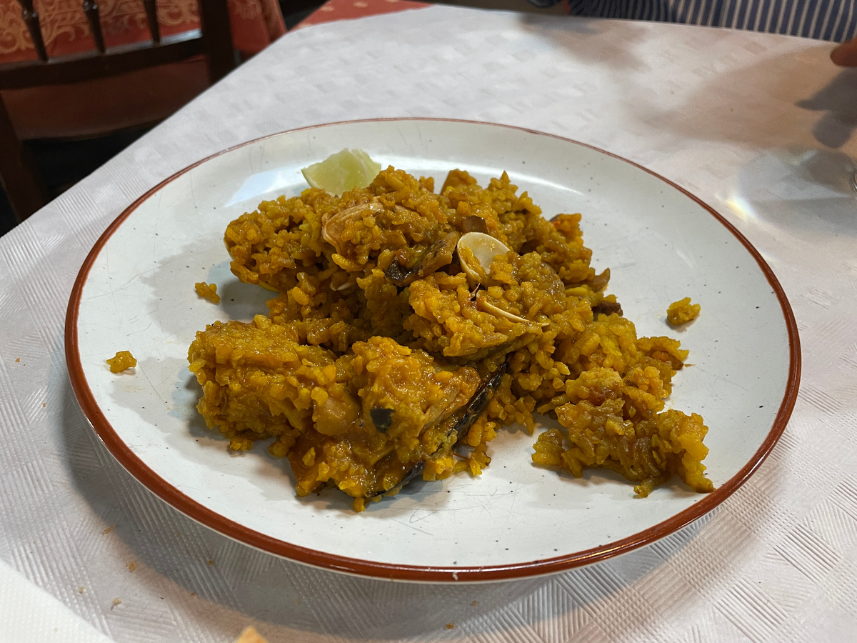 И паэлью для мужа