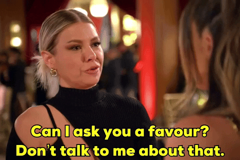 Можешь сделать мне одолжение? Не говори со мной об этом. 