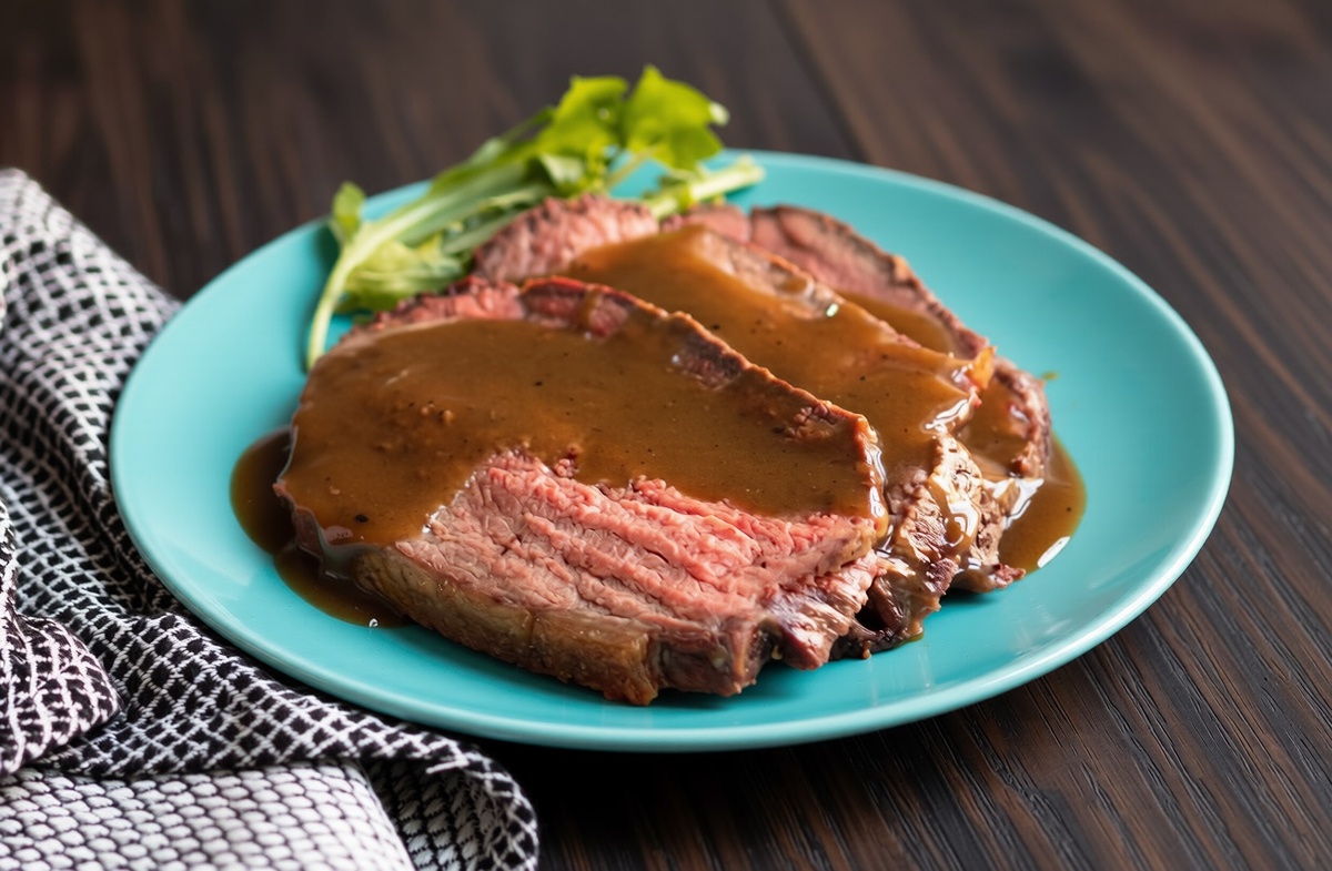 Ростбиф с кунжутным соусом - рецепта от шефа Ивлева делаем в су-вид