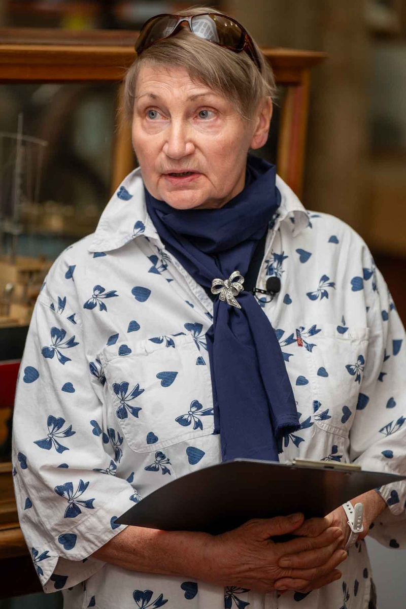 Елена Окладникова — историк, археолог, социальный антрополог. Дочь выдающегося археолога Алексея Окладникова