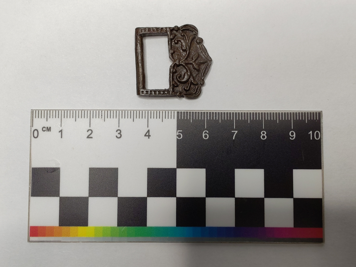 Пряжка ременная XVII-XVIII вв. после реставрации