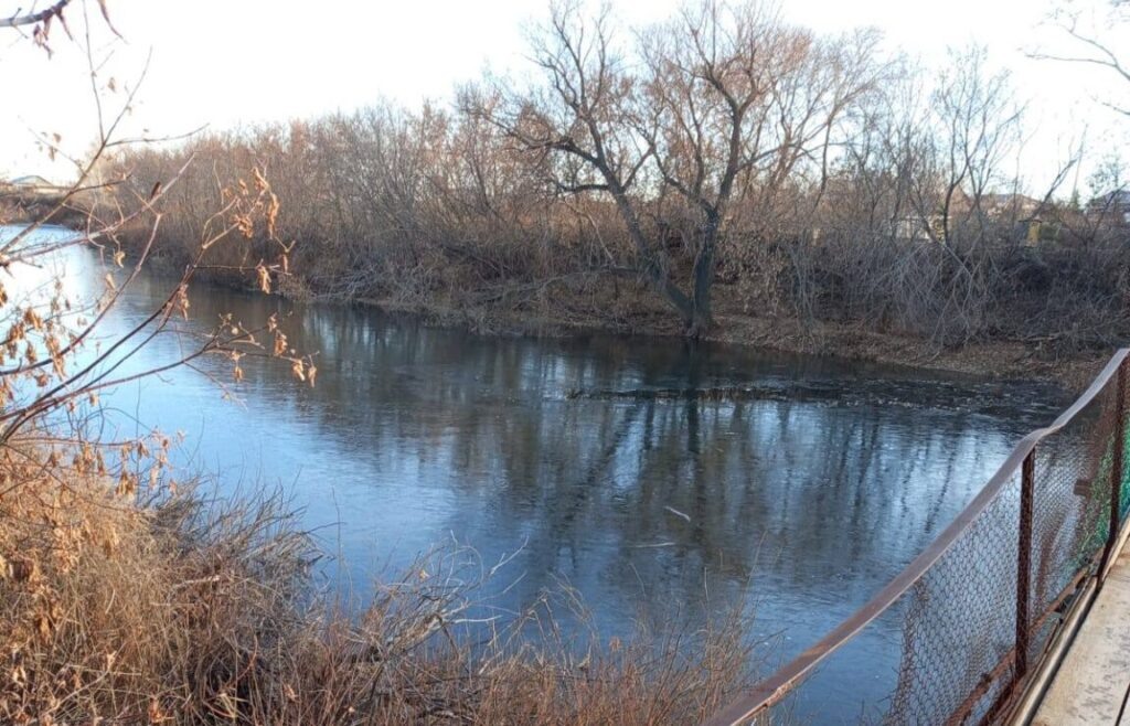    Фото с места трагедии в Кваркенском районе. Предоставлено пресс-службой МЧС России по Оренбургской области