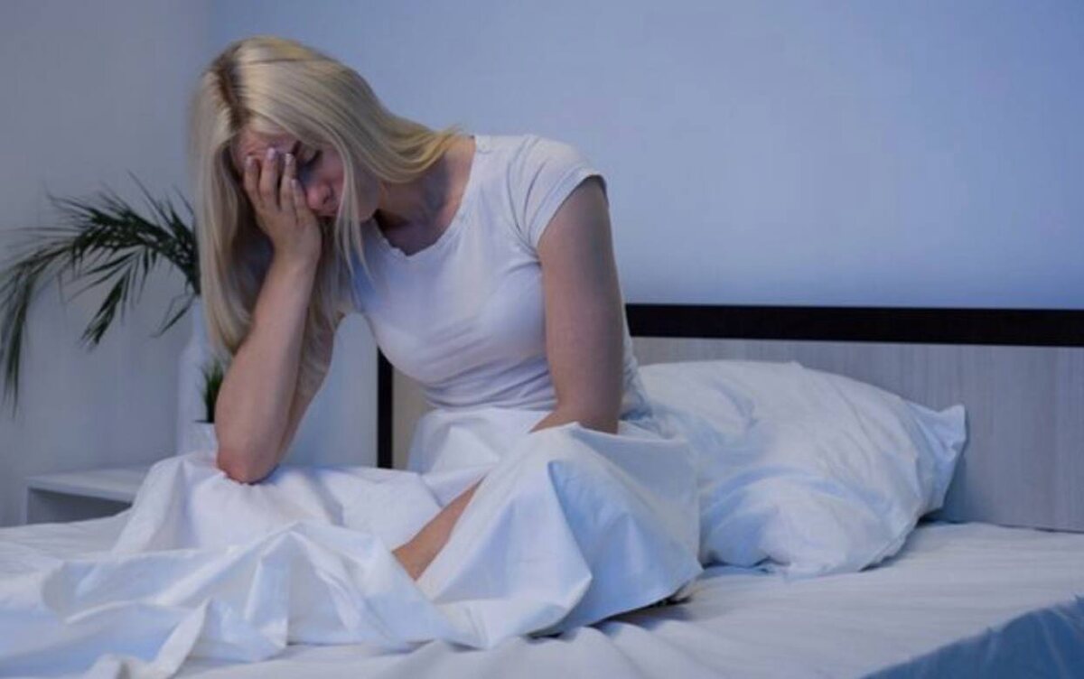    Как заснуть, если в голову лезут тревожные мысли: 8 простых и рабочих способов