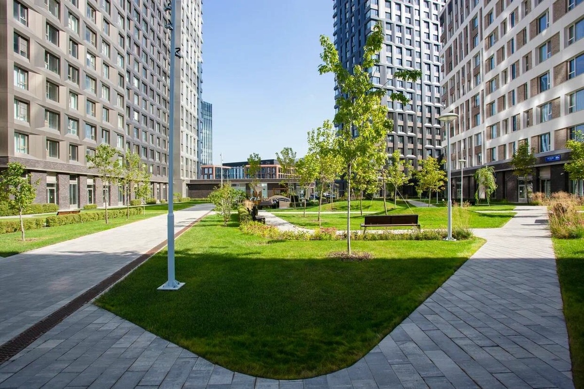 На территории ЖК "Алия"