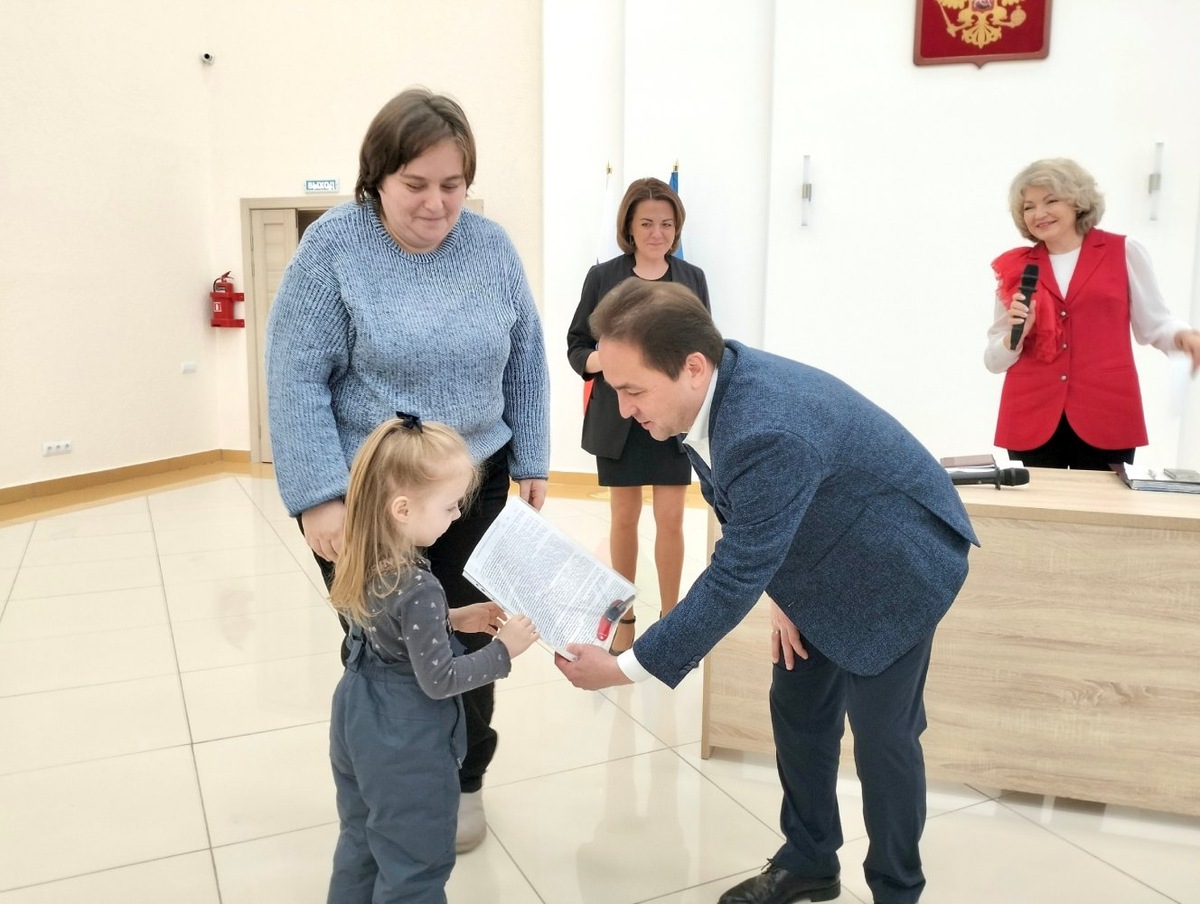    В Нягани опережающими темпами идёт расселение аварийного жилфонда