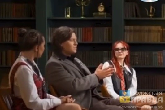 Скриншот с ТГК "Звездач"📷    Волгоградка Ирина Дубцова простила Шаляпину «сбитую лётчицу» и написала для него хит
