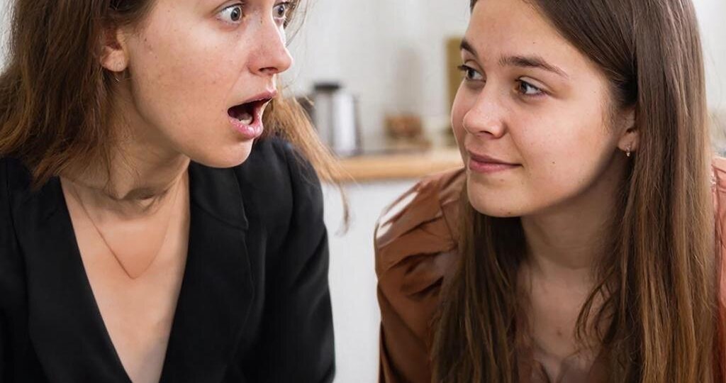 Сестра хвасталась своим мужем, которого увела у меня 5 лет назад, но обалдела, когда увидела моего мужа